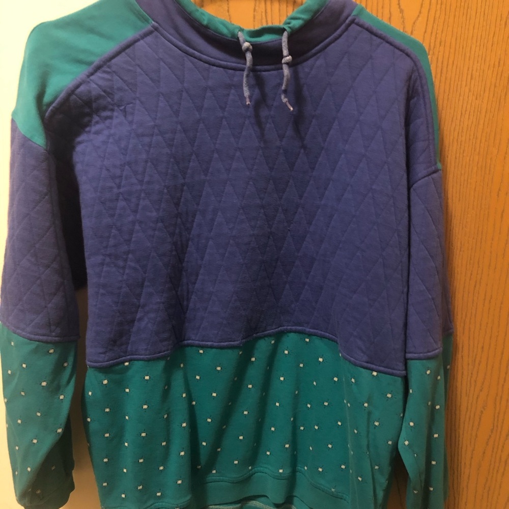 Vintage crew neck sweater